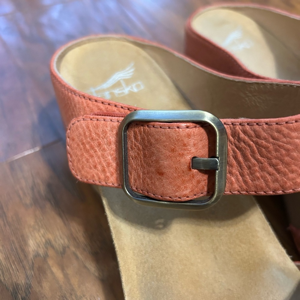 Dansko Tan Milled Burnished Tanya Womens Sandals in Coral Open Toe Slides - Picture 6 of 11